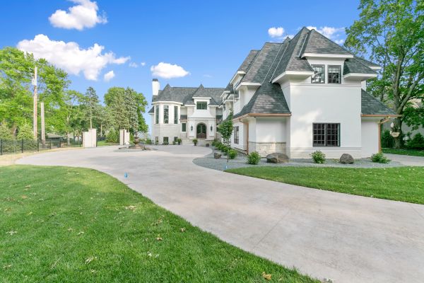 Cost of Concrete Driveway Installation in Omaha